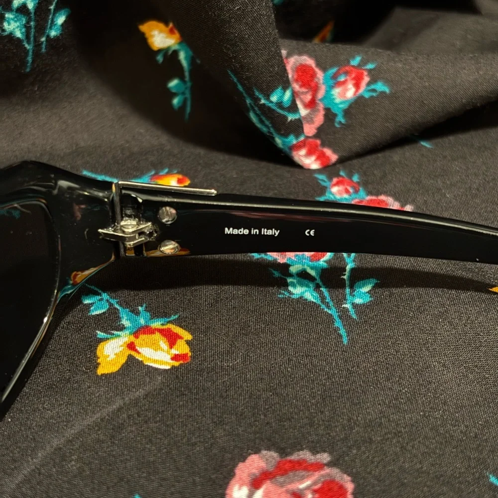 EUC Celine- Women’s Black Sunglasses - Picture 16 of 16